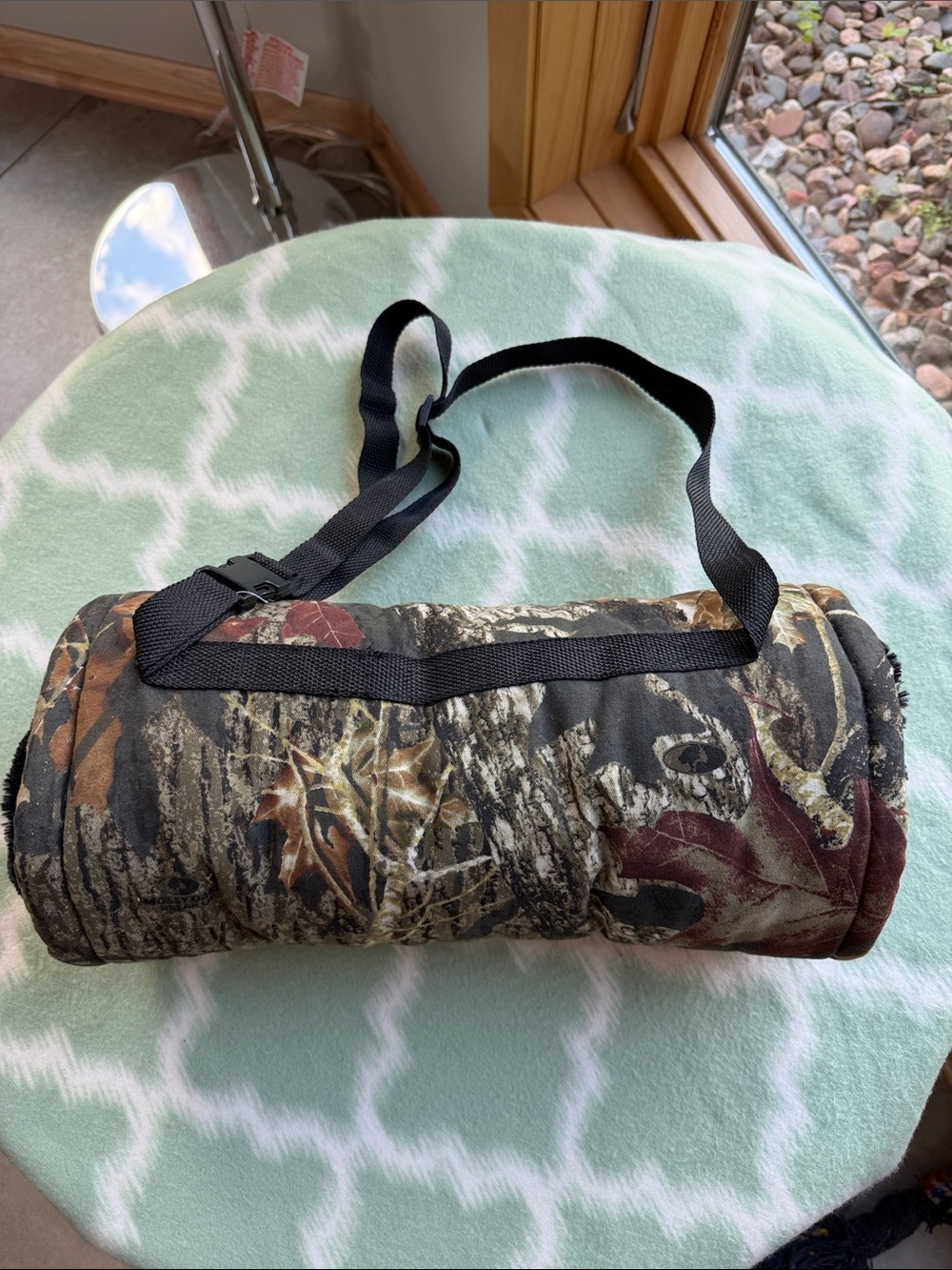 Icebreaker Camo Insulated Hand Muff with Black Strap